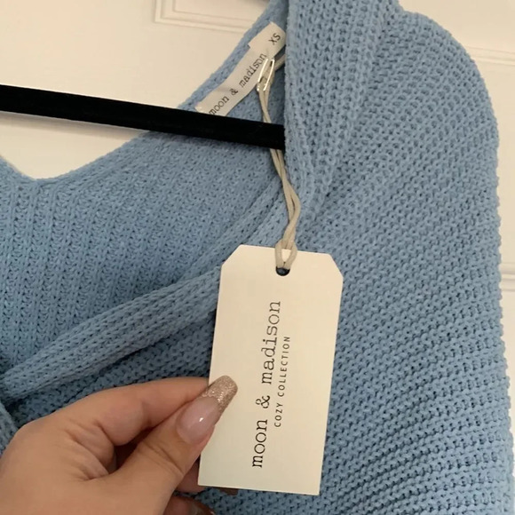 Anthropologie Moon & Madison Front Tie Sweater - Picture 4 of 6